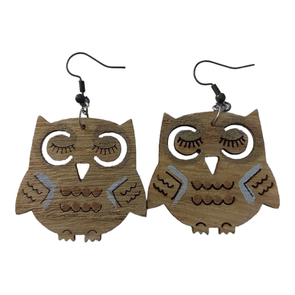 Handcrafted Sleepy Owl Earrings - Picture 3 of 3